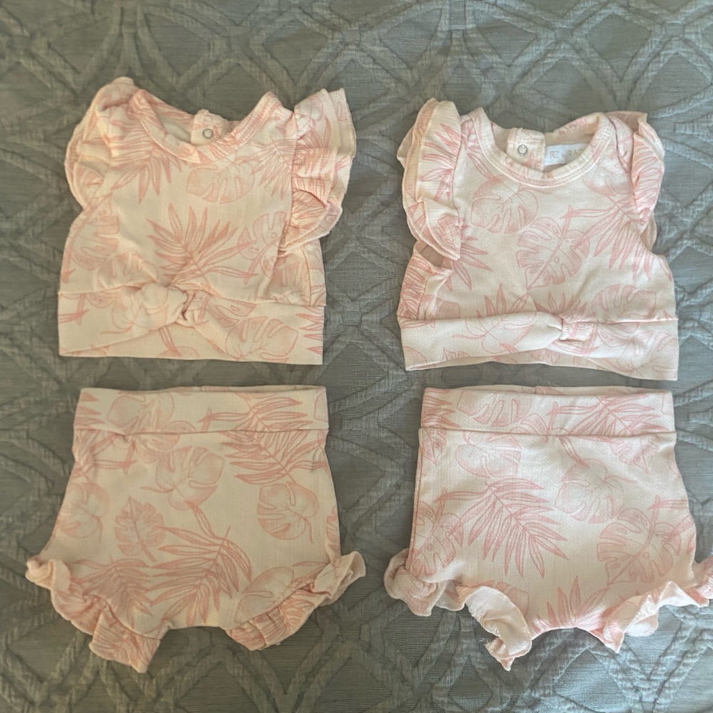 Twins tropical two piece